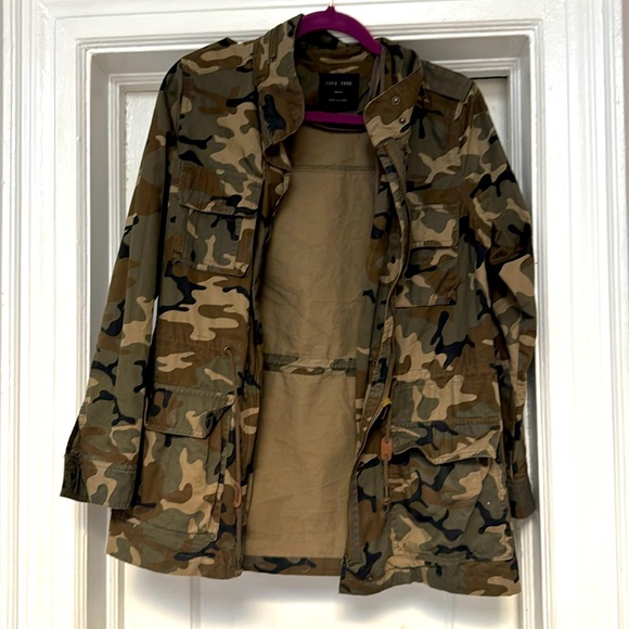 Love Tree Military Camo Jacket SM - Picture 3 of 3
